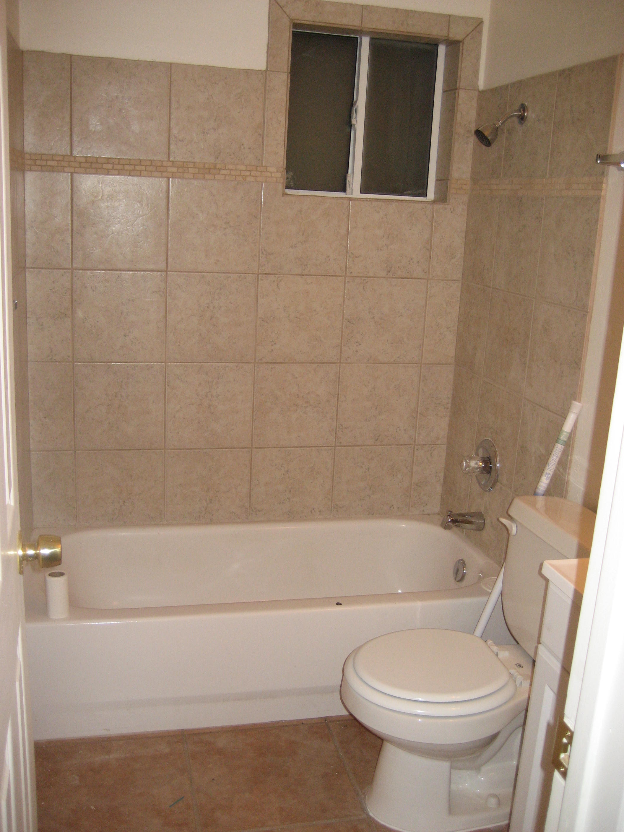 LantanaVillage/lv5bath.jpg